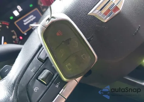 2021 Cadillac Xt4 Awd Premium Luxury z USA, uszkodzony, nr VIN 1GYFZDR40MF011378